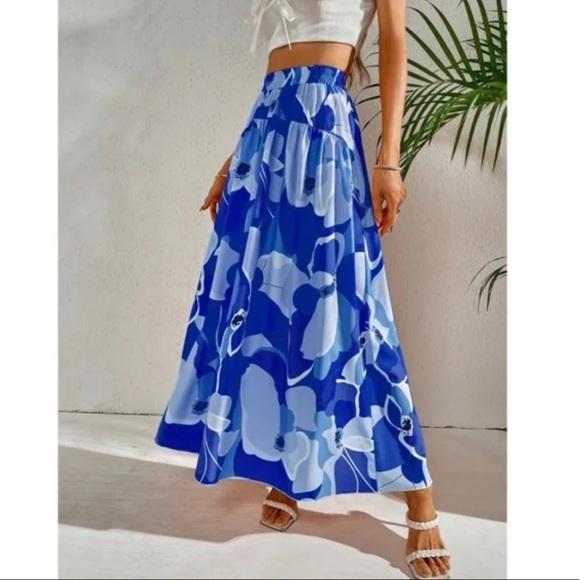Bohemian Floral Tropical Print Maxi Skirt - Picture 7 of 12